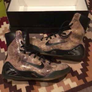 OG Kobe 9 snakeskins